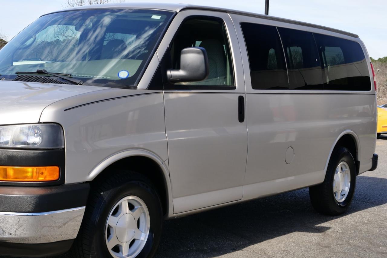 2007 GMC Savana 1500 Passenger Van AWD / 5.3L V8 / Rear AC! Lincolnton NC