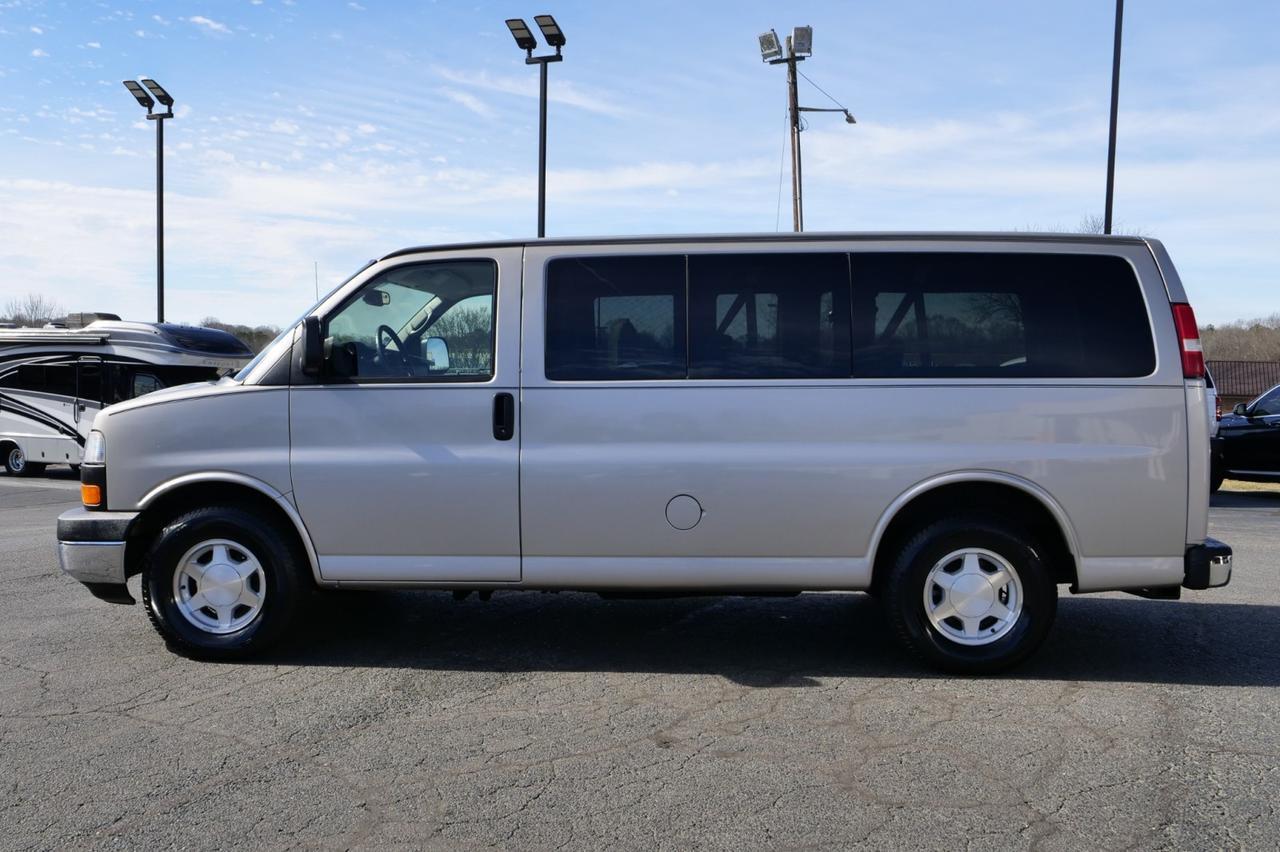 2007 GMC Savana 1500 Passenger Van AWD / 5.3L V8 / Rear AC! Lincolnton NC