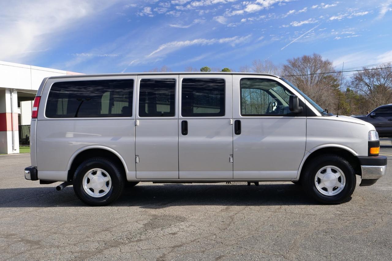 2007 GMC Savana 1500 Passenger Van AWD / 5.3L V8 / Rear AC! Lincolnton NC
