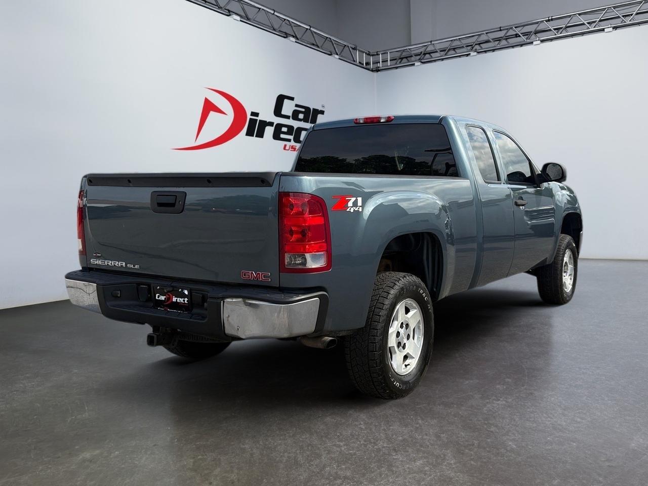 2007 GMC Sierra 1500 SLE1, POWER DRIVER SEATS, USB/AUX PORT, TOW PACKAGE, POWER FOLDING MIRRORS, TINTED WINDOWS, BED LINER, LOW MILES, CLEAN CARFAX, THIS TRUCK IS LIKE BRAND NEW! Virginia Beach VA