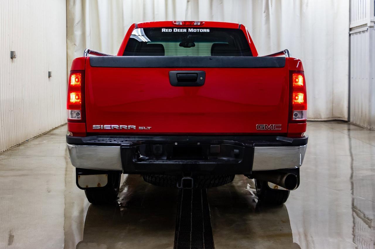 2007 GMC Sierra 2500HD 4x4 Ext. Cab SLT Diesel Leather Red Deer AB