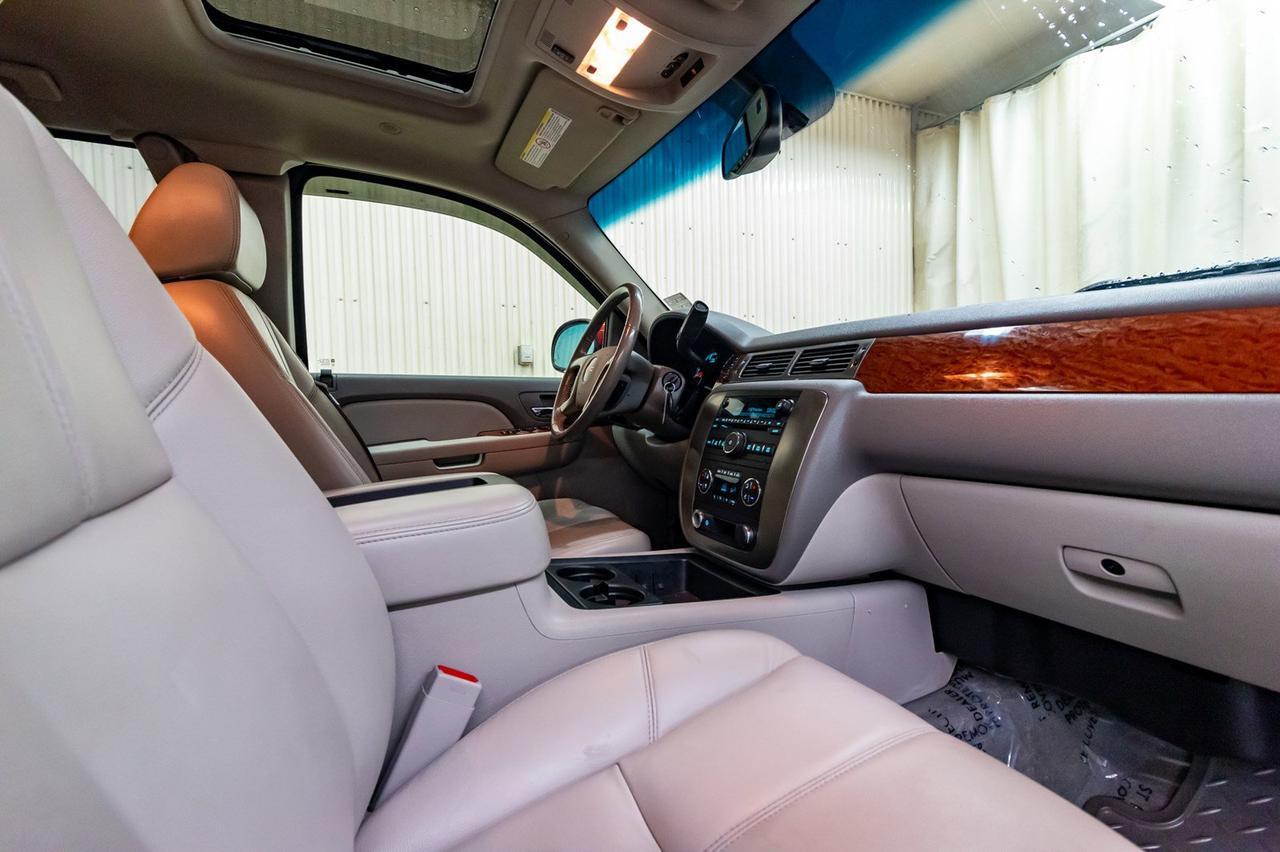 2007 GMC Sierra 2500HD 4x4 Ext. Cab SLT Diesel Leather Red Deer AB