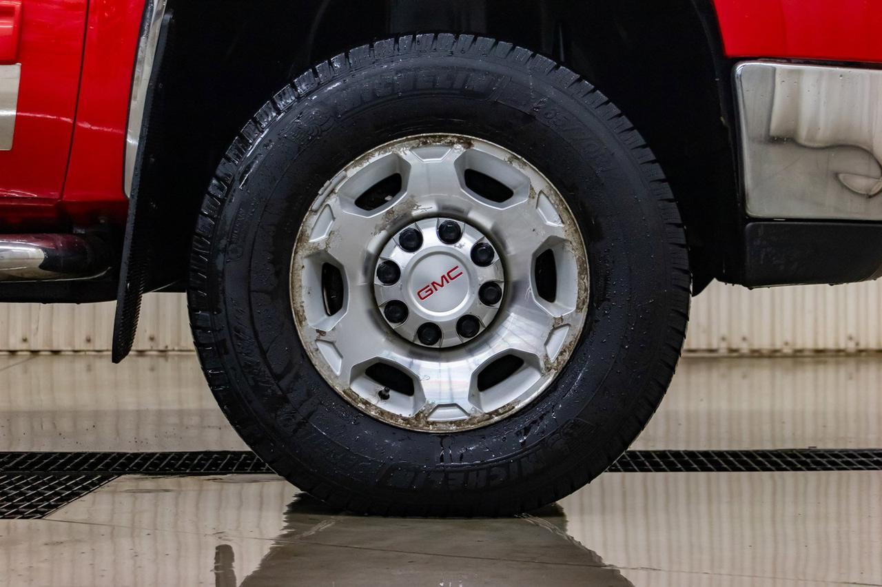 2007 GMC Sierra 2500HD 4x4 Ext. Cab SLT Diesel Leather Red Deer AB