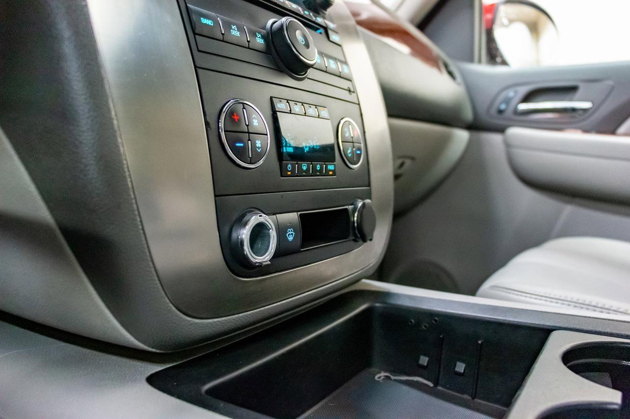 2007 GMC Sierra 2500HD 4x4 Ext. Cab SLT Diesel Leather Red Deer AB