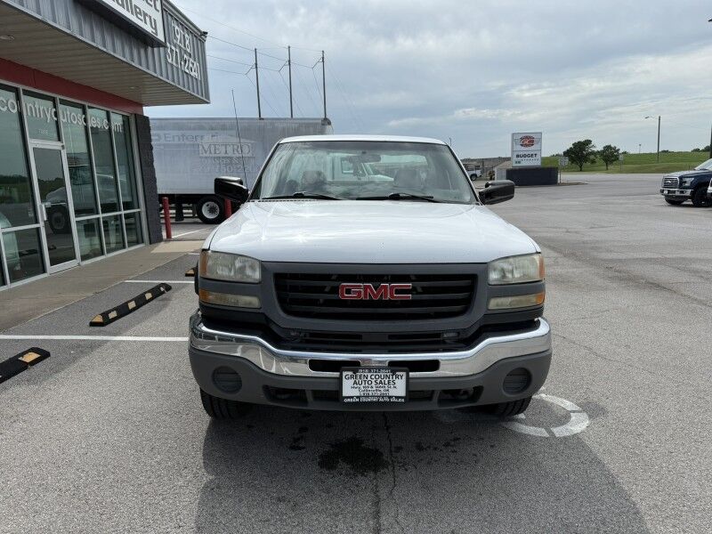 2007 GMC Sierra 2500HD Classic 4x4 Utility SLE Collinsville OK