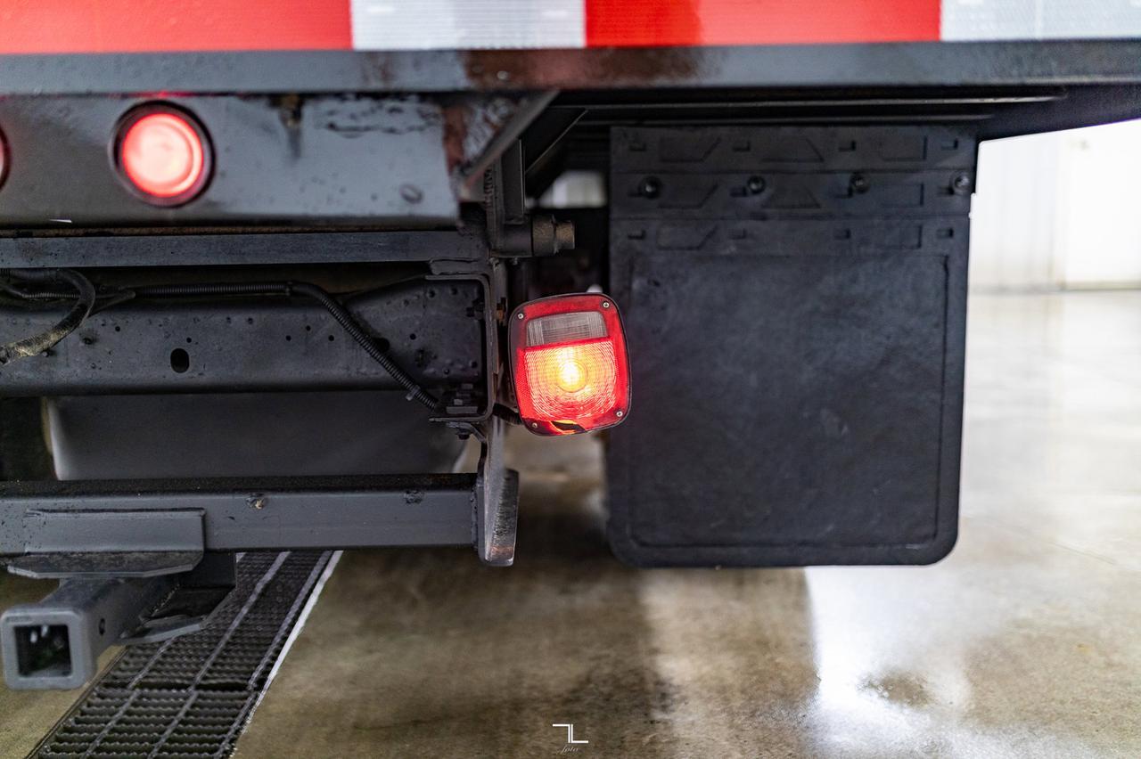 2007 GMC Sierra 3500HD 4x4 Reg Cab SLE 12 Ft Dump Deck Red Deer AB