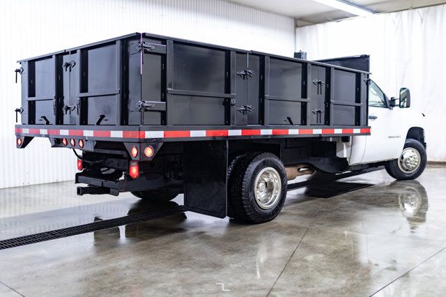 2007 GMC Sierra 3500HD 4x4 Reg Cab SLE 12 Ft Dump Deck Red Deer AB