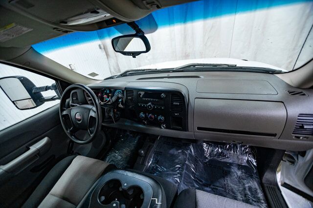 2007 GMC Sierra 3500HD 4x4 Reg Cab SLE 12 Ft Dump Deck Red Deer AB