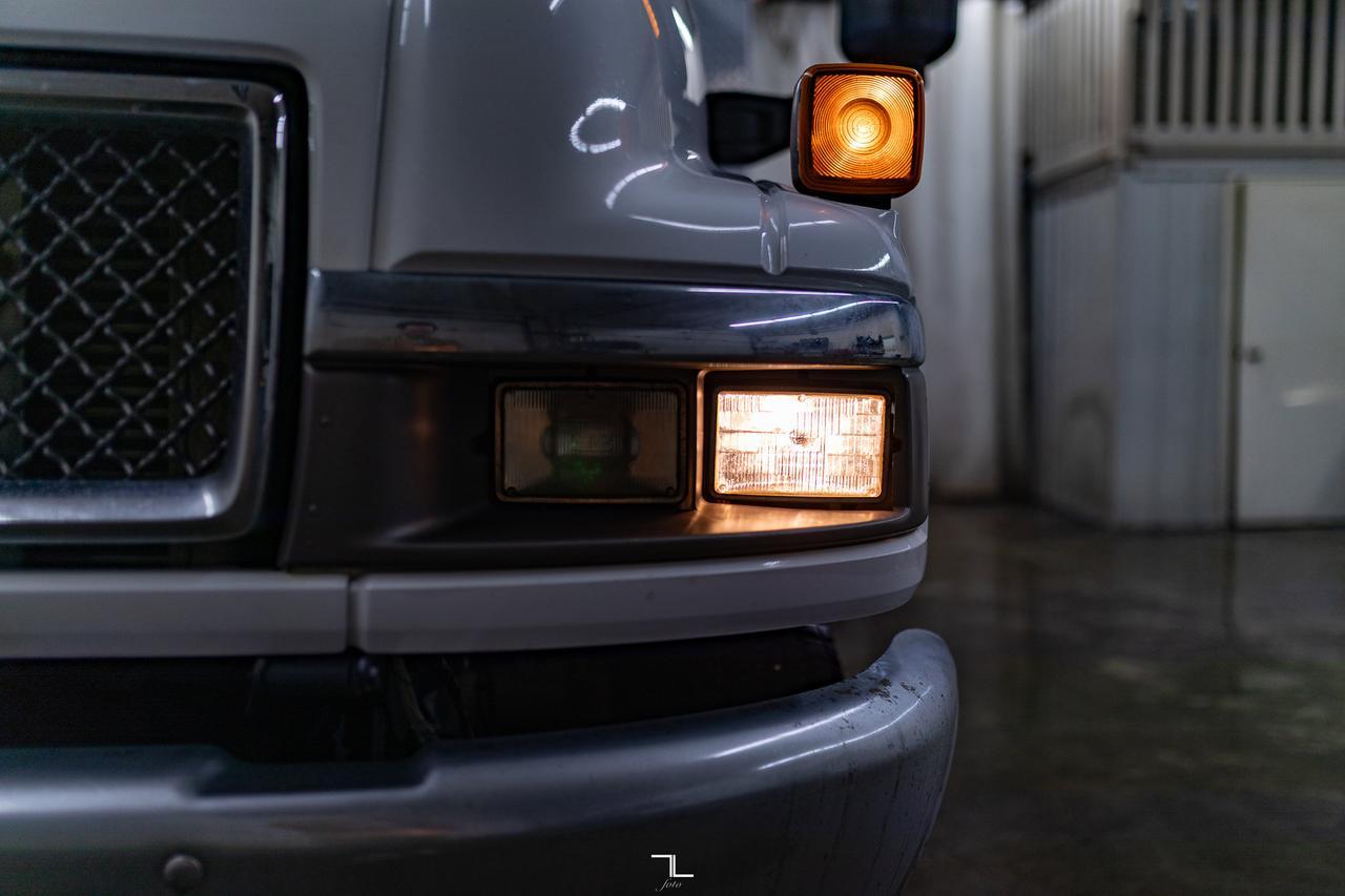 2007 GMC TC5500 4x4 Reg Cab Picker Deck Diesel Red Deer AB