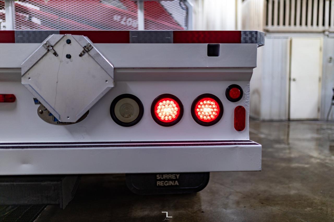 2007 GMC TC5500 4x4 Reg Cab Picker Deck Diesel Red Deer AB