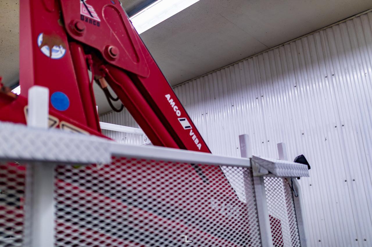 2007 GMC TC5500 4x4 Reg Cab Picker Deck Diesel Red Deer AB