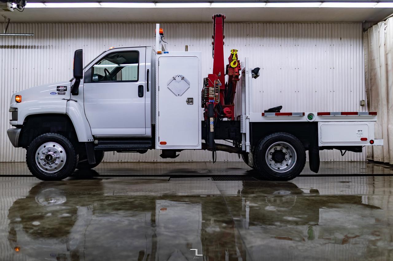 2007 GMC TC5500 4x4 Reg Cab Picker Deck Diesel Red Deer AB