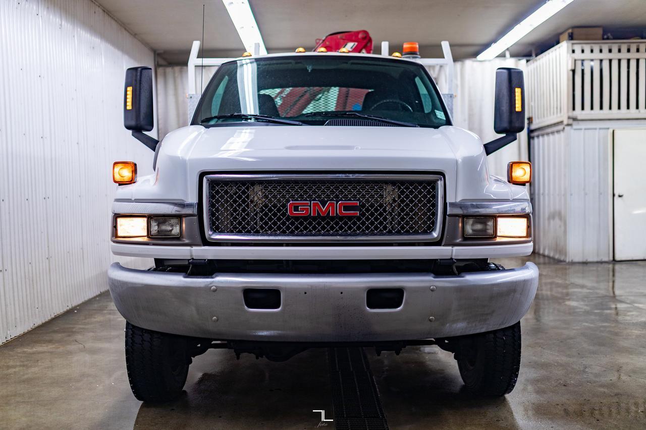2007 GMC TC5500 4x4 Reg Cab Picker Deck Diesel Red Deer AB