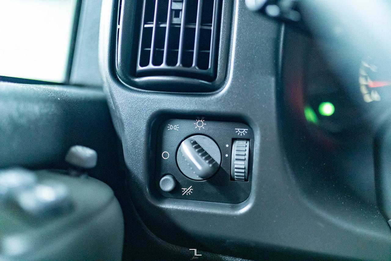 2007 GMC TC5500 4x4 Reg Cab Picker Deck Diesel Red Deer AB