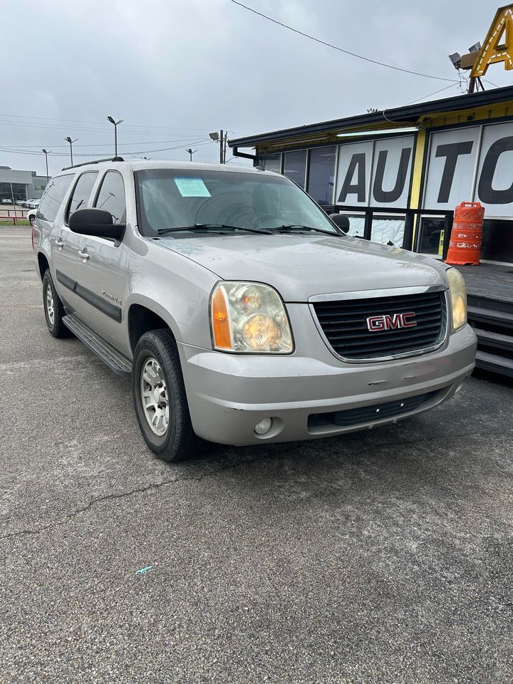 2007 GMC YUKON XL SLE-1 1/2 Ton 2WD Houston TX