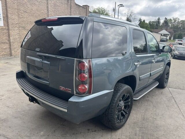 2007 GMC Yukon Denali