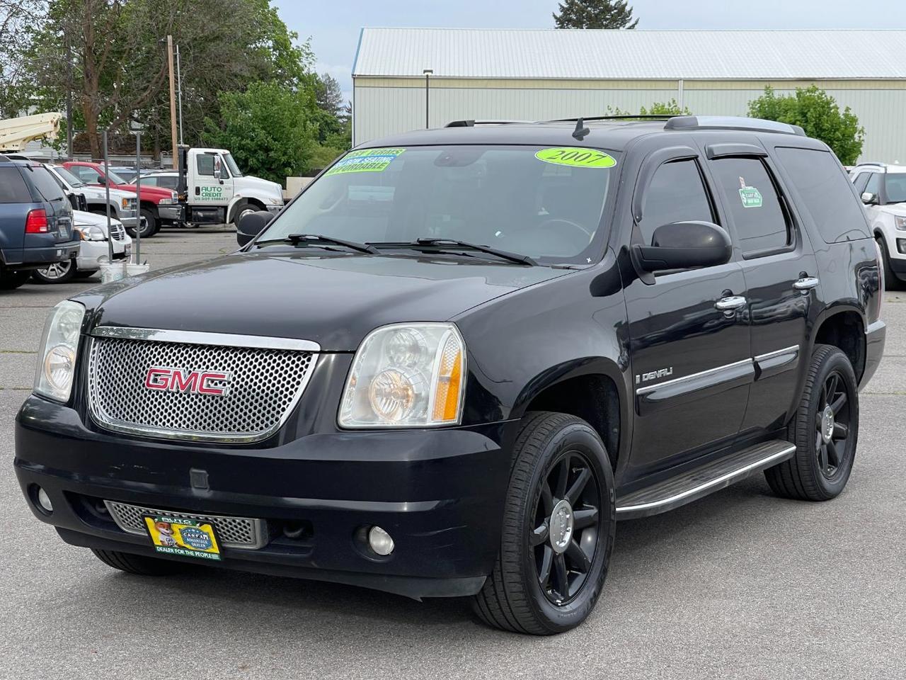 2007 GMC Yukon Denali's photo