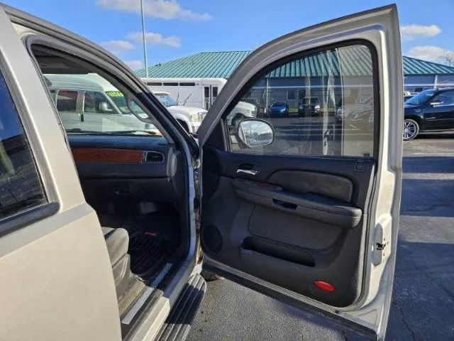 2007 GMC Yukon XL 1500 SLE Sport Utility 4D Cincinnati OH