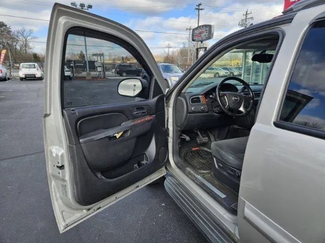 2007 GMC Yukon XL 1500 SLE Sport Utility 4D Cincinnati OH