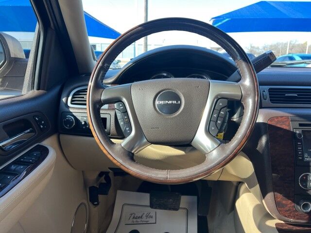 2007 GMC Yukon XL Denali  Gainesville TX