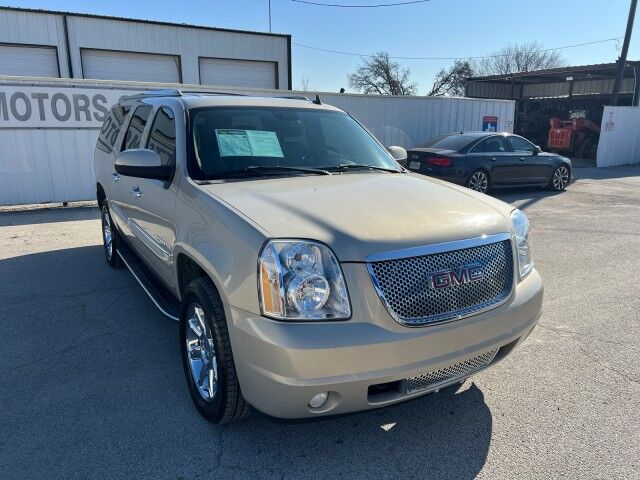 2007 GMC Yukon XL Denali  Gainesville TX