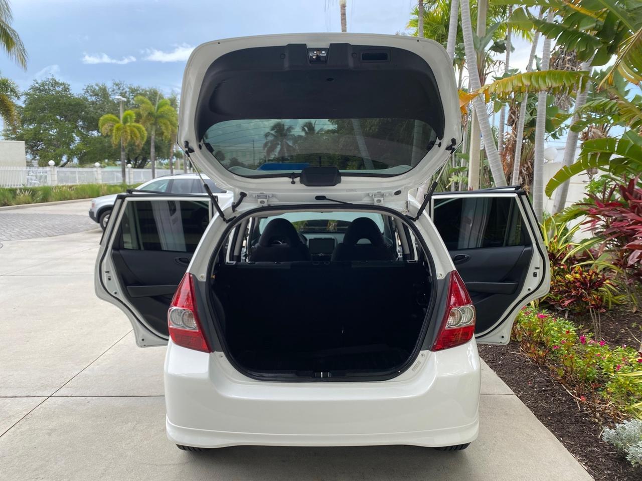 2007 Honda Fit 37 MPG AUTO AC Sport LOW MILES 40,042 Pompano Beach FL