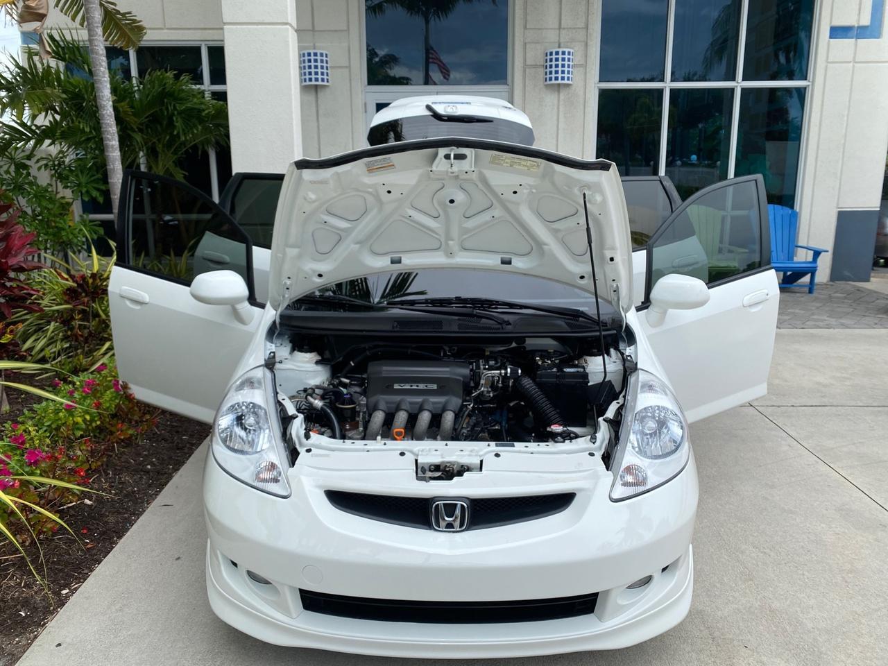 2007 Honda Fit 37 MPG AUTO AC Sport LOW MILES 40,042 Pompano Beach FL