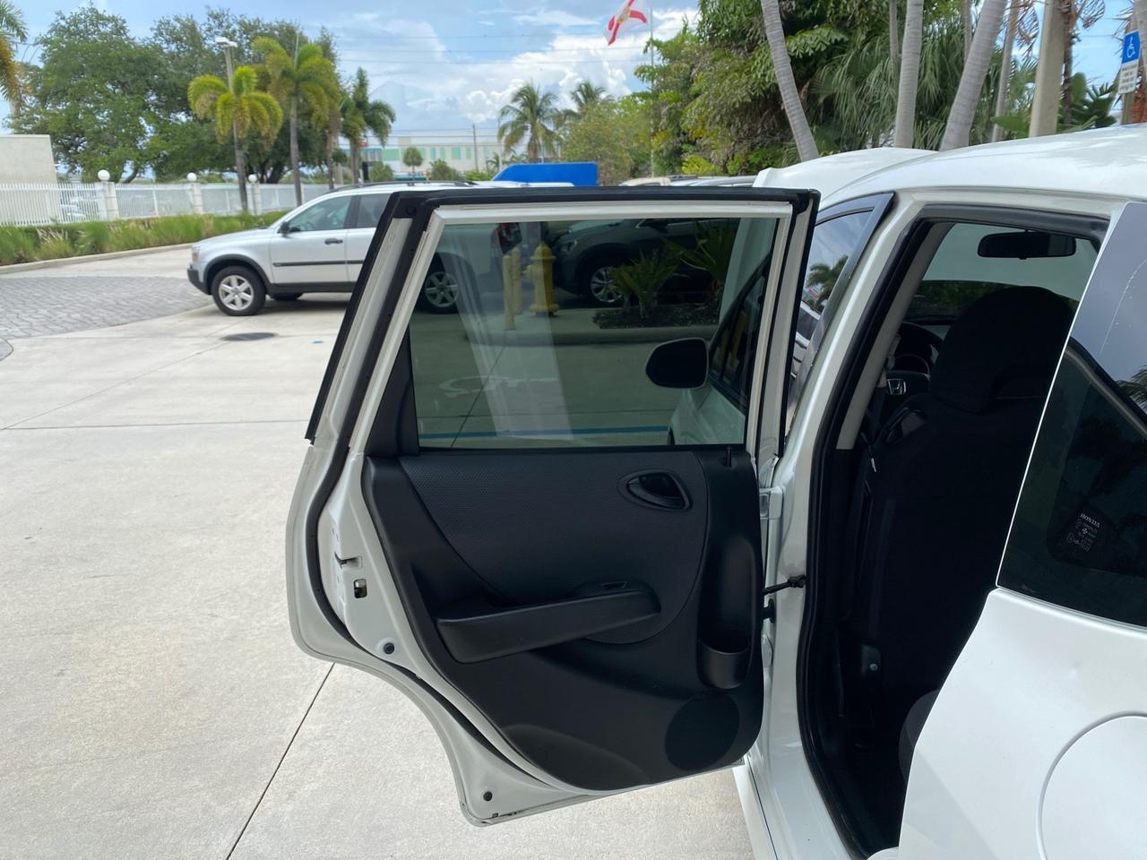 2007 Honda Fit 37 MPG AUTO AC Sport LOW MILES 40,042 Pompano Beach FL