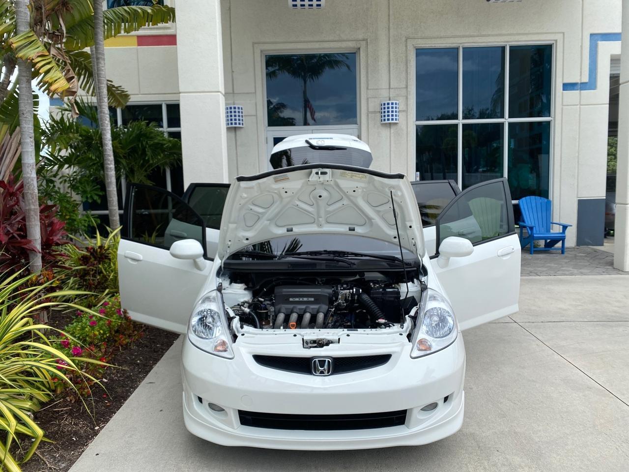 2007 Honda Fit 37 MPG AUTO AC Sport LOW MILES 40,042 Pompano Beach FL
