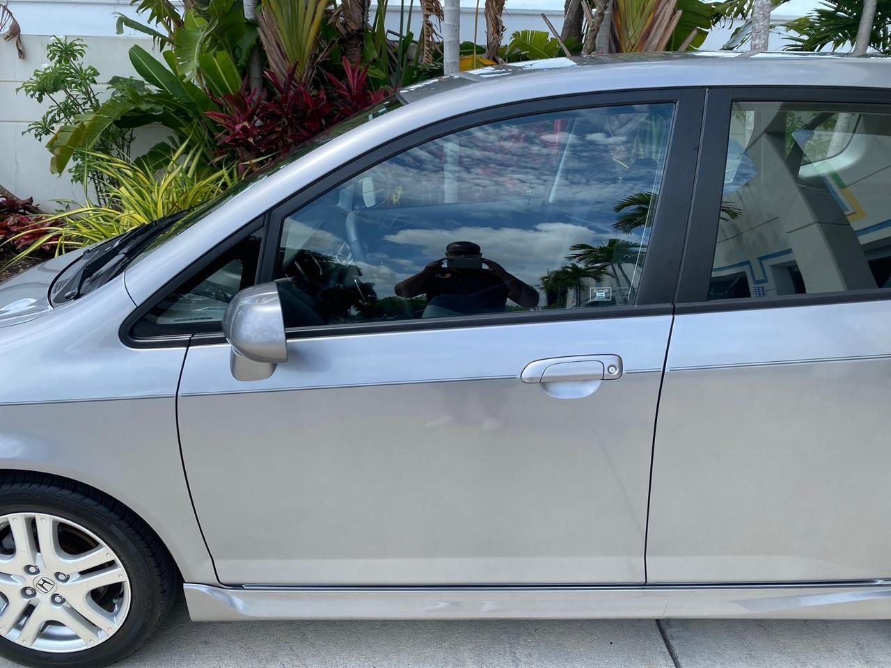 2007 Honda Fit Sport 1 OWNER LOW MILES 22,306 Pompano Beach FL
