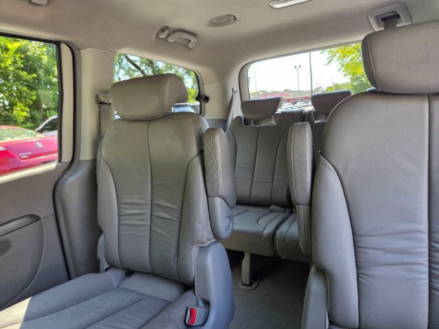2007 Hyundai Entourage Limited Elgin IL