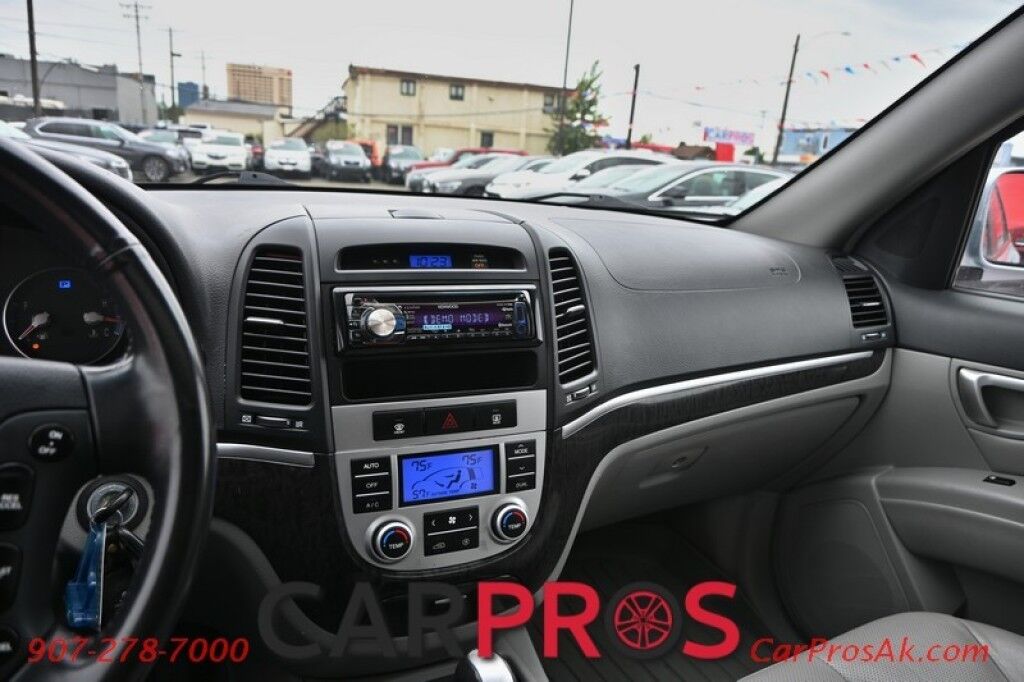 2007 Hyundai Santa Fe Limited - AWD - 3.3L V6 - Keyless Entry - Power Driver Seat - Heated Cloth Seats - Sunroof - Dual Climate Controls - Auto Brake Hold - Power Mirrors, Windows & Locks - Cruise Control - Low Miles Anchorage AK