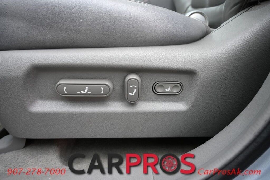 2007 Hyundai Santa Fe Limited - AWD - 3.3L V6 - Keyless Entry - Power Driver Seat - Heated Cloth Seats - Sunroof - Dual Climate Controls - Auto Brake Hold - Power Mirrors, Windows & Locks - Cruise Control - Low Miles Anchorage AK