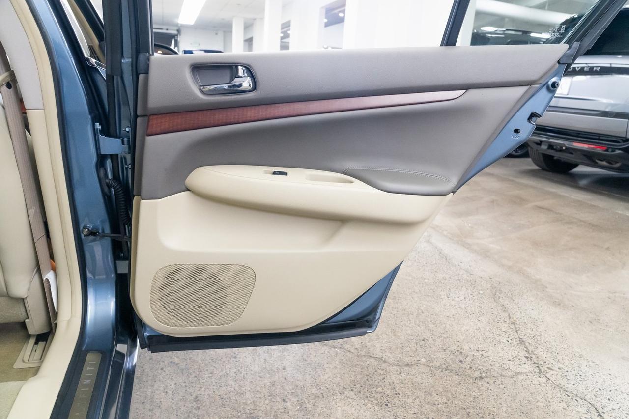 2007 INFINITI G35 X Heated Seats Back-Up Camera Moonroof Portland OR