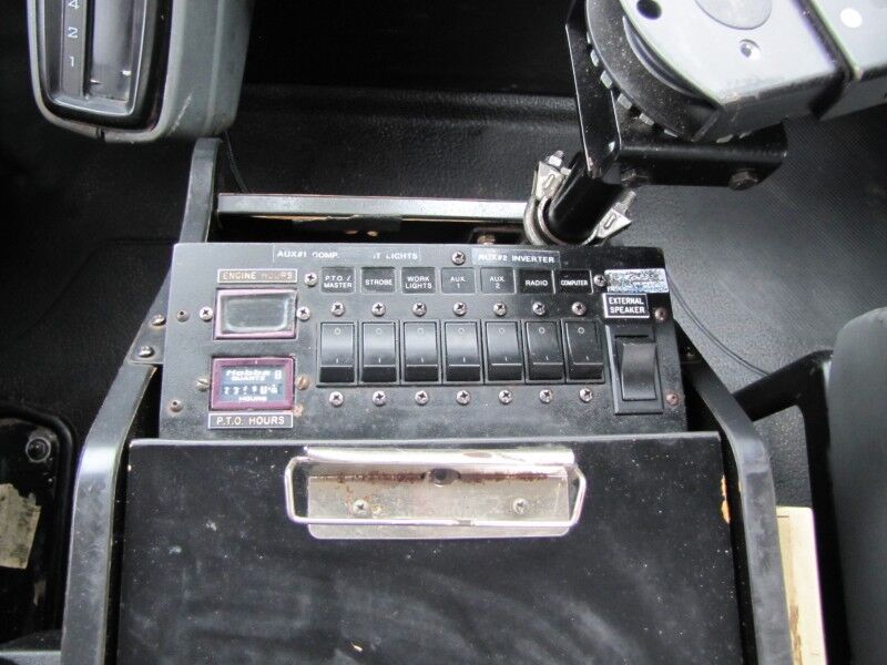 2007 INTERNATIONAL 4300 Bucket Truck Collinsville OK