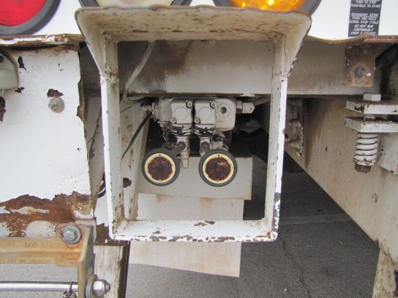 2007 INTERNATIONAL 4300 Bucket Truck Collinsville OK