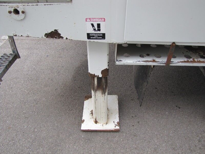 2007 INTERNATIONAL 4300 Bucket Truck Collinsville OK