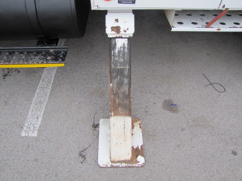 2007 INTERNATIONAL 4300 Bucket Truck Collinsville OK