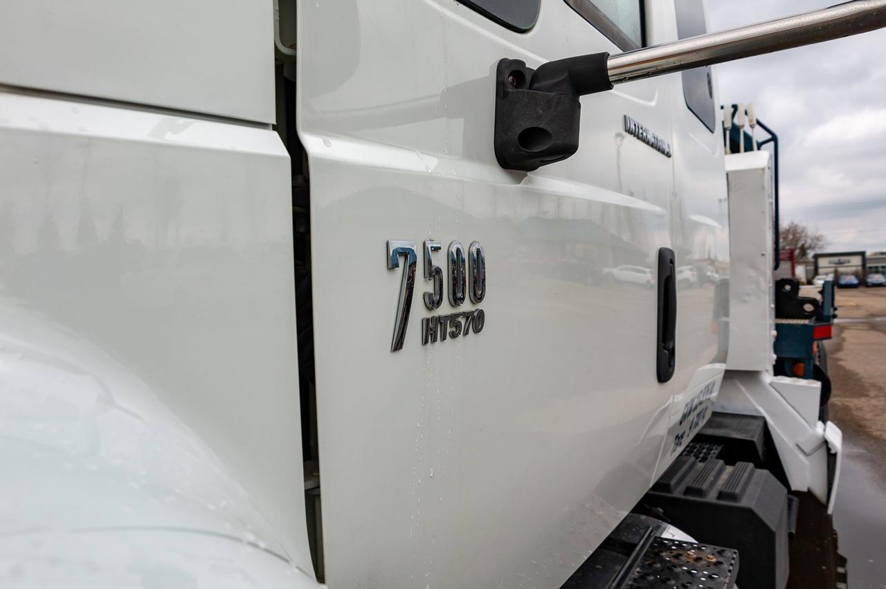 2007 International 7500 HT570 Pitman 8 Ton Crane Red Deer AB
