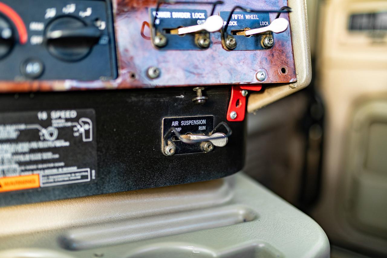 2007 International 9900i Daycab Truck Tractor Heavy Spec Diesel Red Deer AB