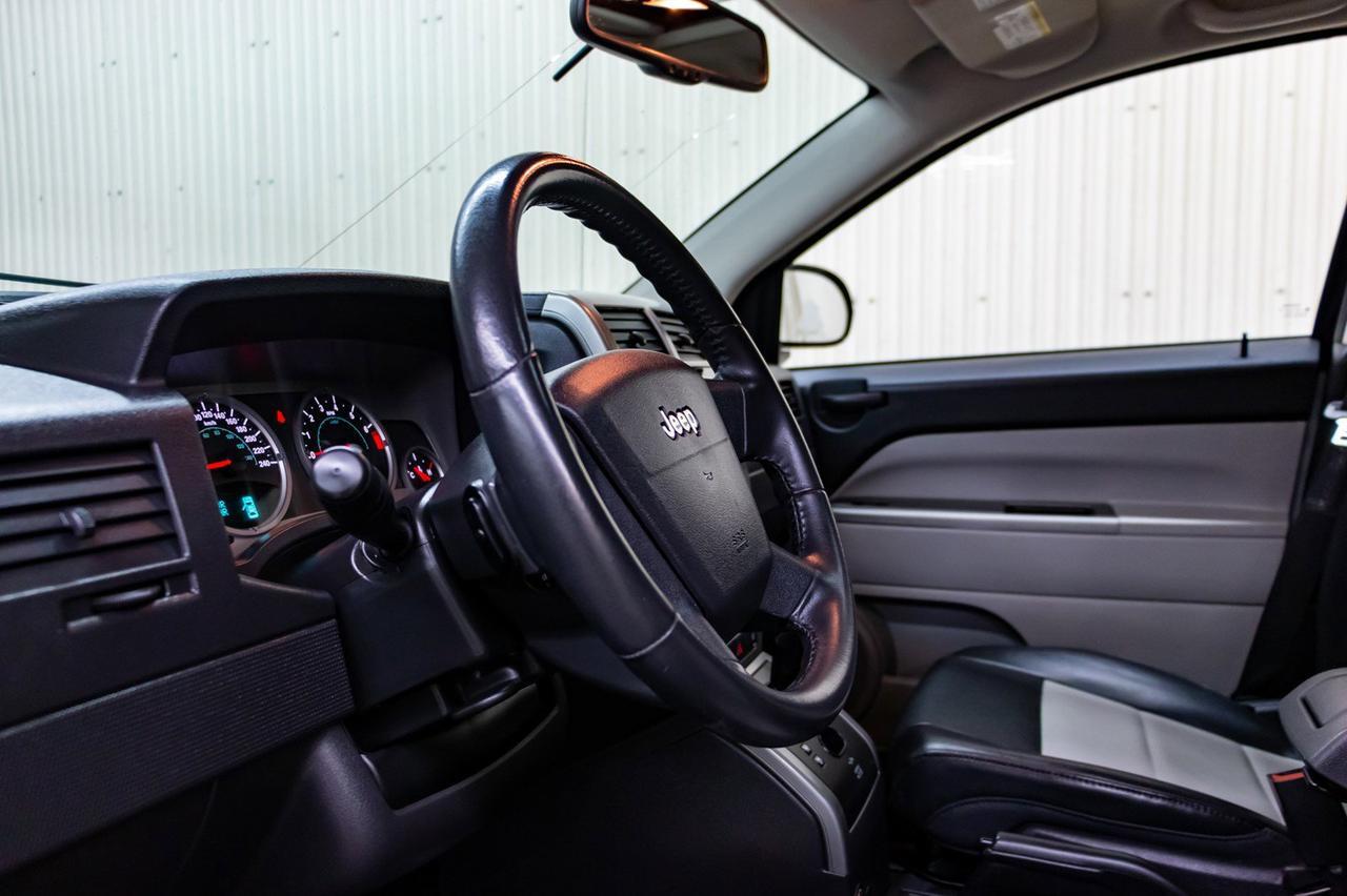 2007 Jeep Compass Limited FWD Leather Roof HSeat Red Deer AB