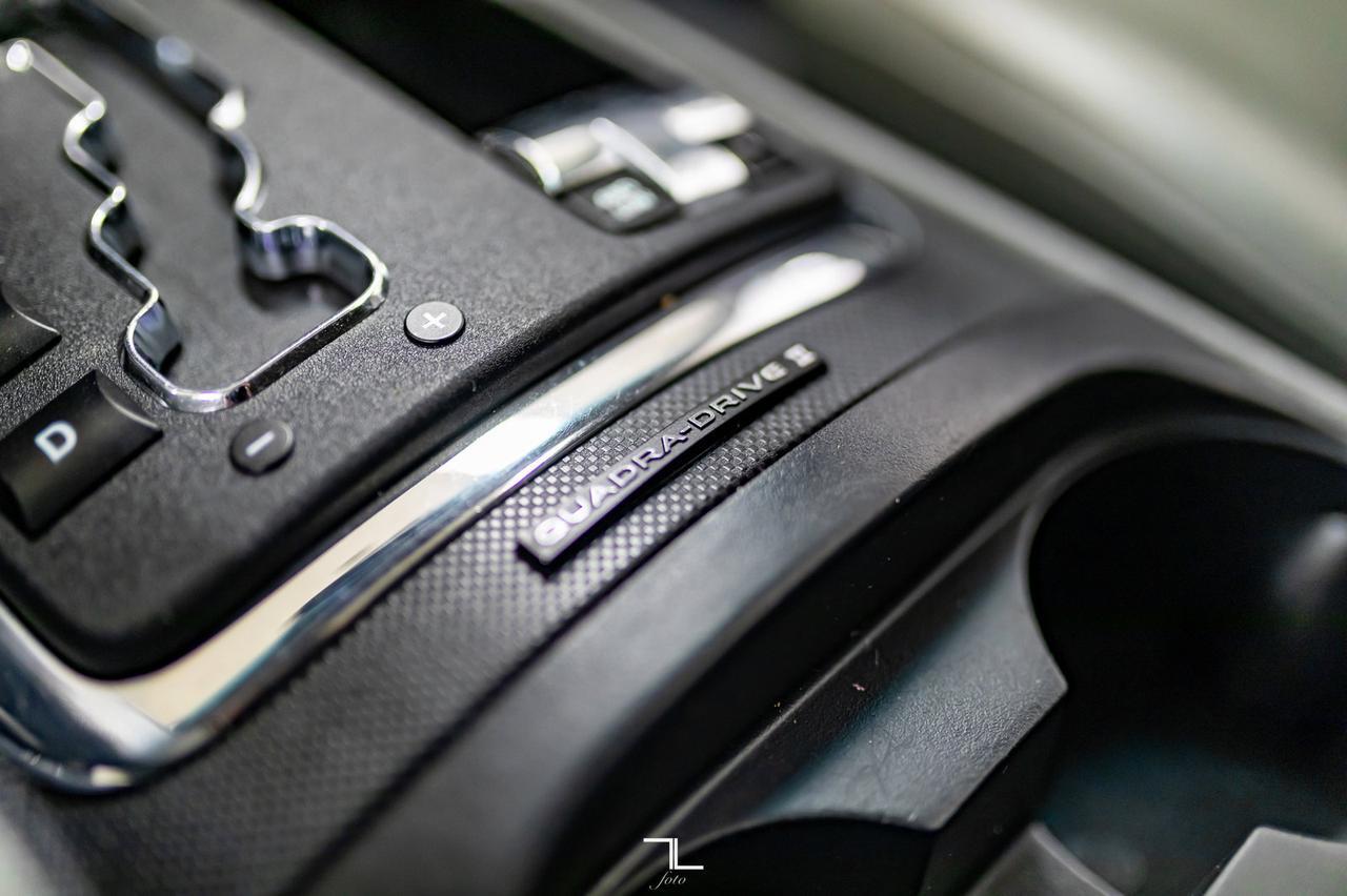 2007 Jeep Grand Cherokee 4x4 Overland Leather Roof Diesel Red Deer AB