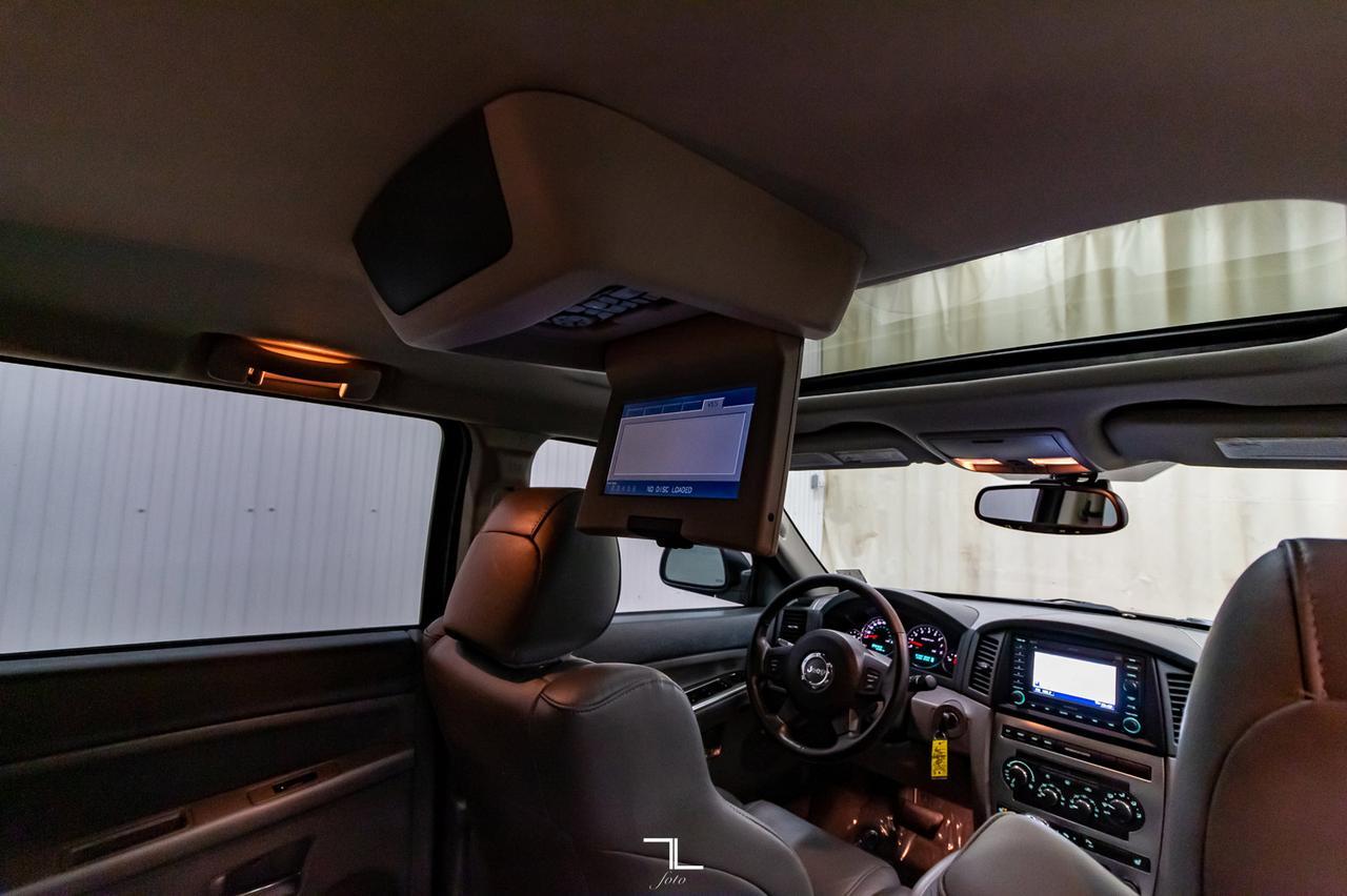 2007 Jeep Grand Cherokee 4x4 SRT8 Leather Roof Nav BCam Red Deer AB