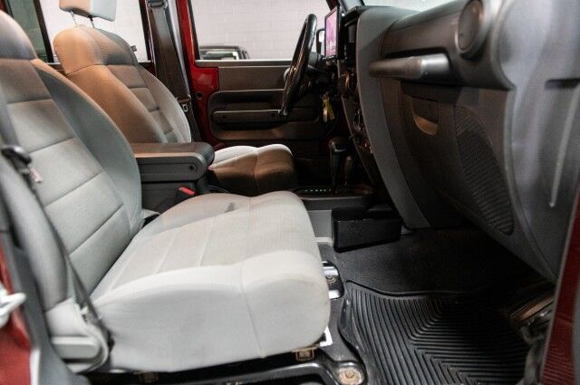 2007 Jeep Wrangler Unlimited Sahara 4WD 4dr SUV Chicago IL