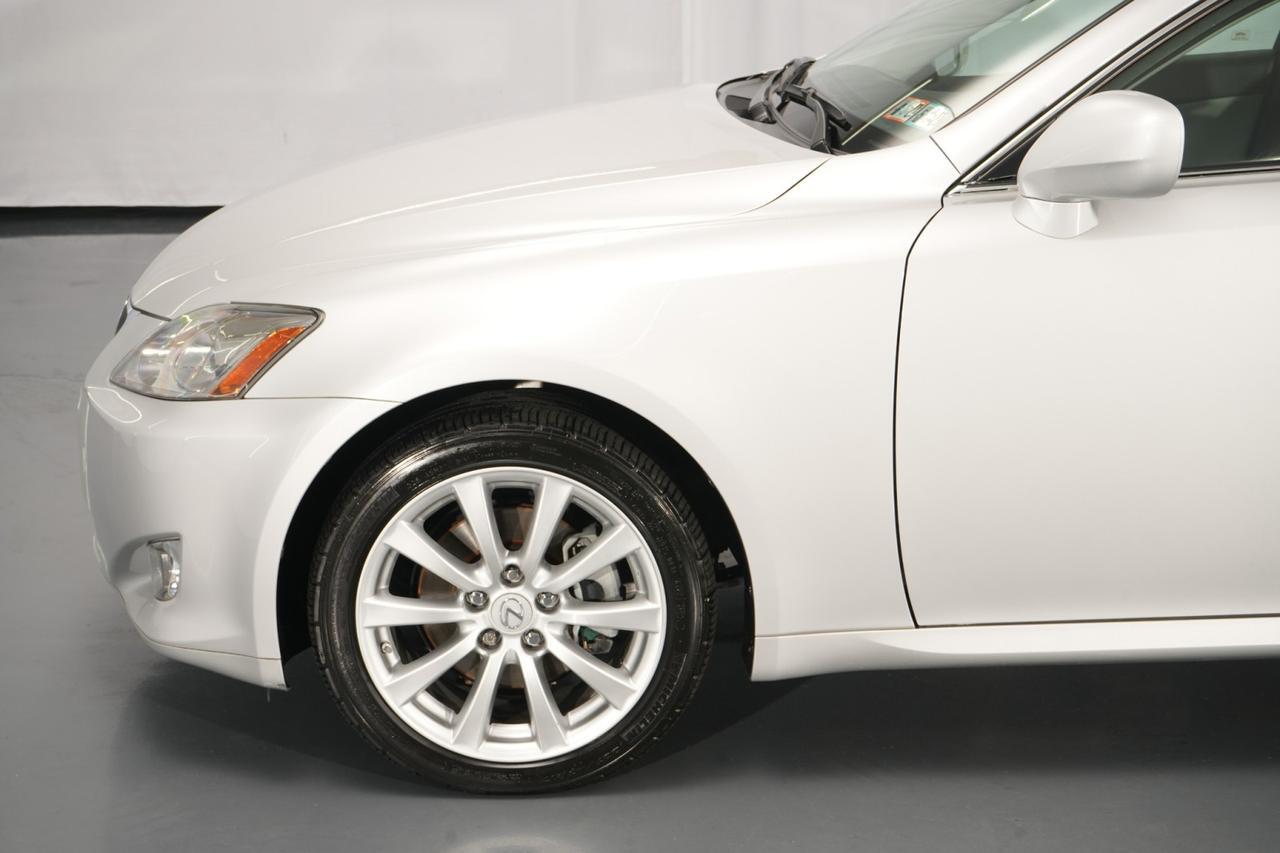 2007 Lexus IS 250 AWD 1-Owner
