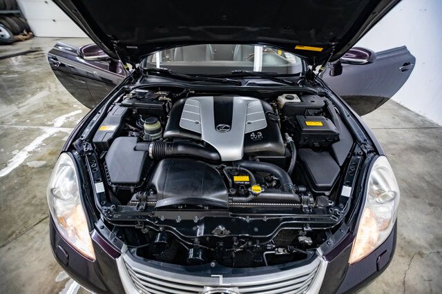 2007 Lexus SC 430 Hardtop Convertible Leather Nav Red Deer AB