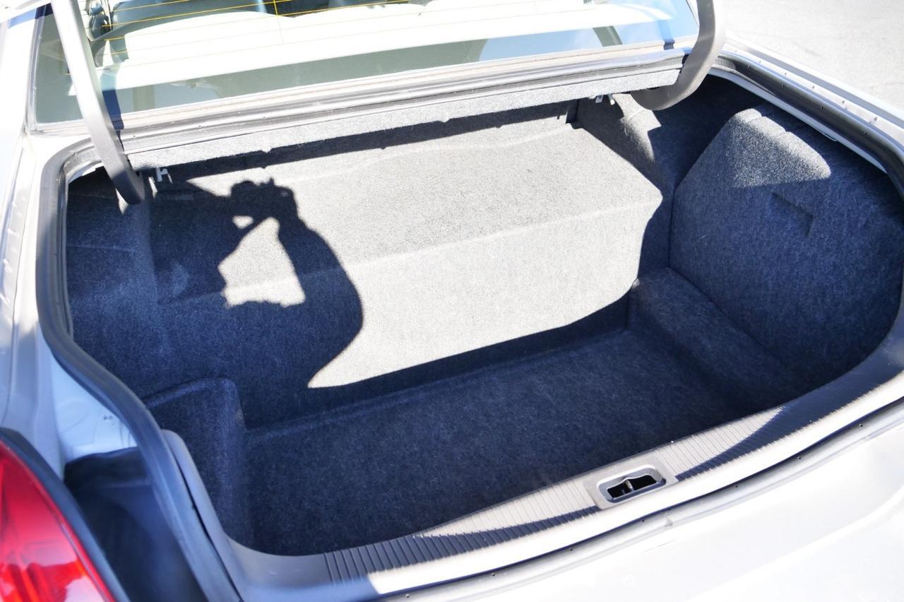 2007 Lincoln Town Car Signature / Leather Seating / 4.6L V8! Lincolnton NC