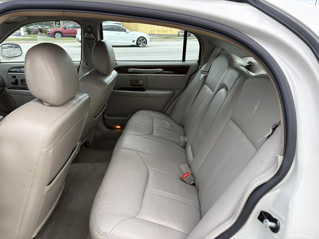 2007 Lincoln Town Car Signature Limited Fort Pierce FL