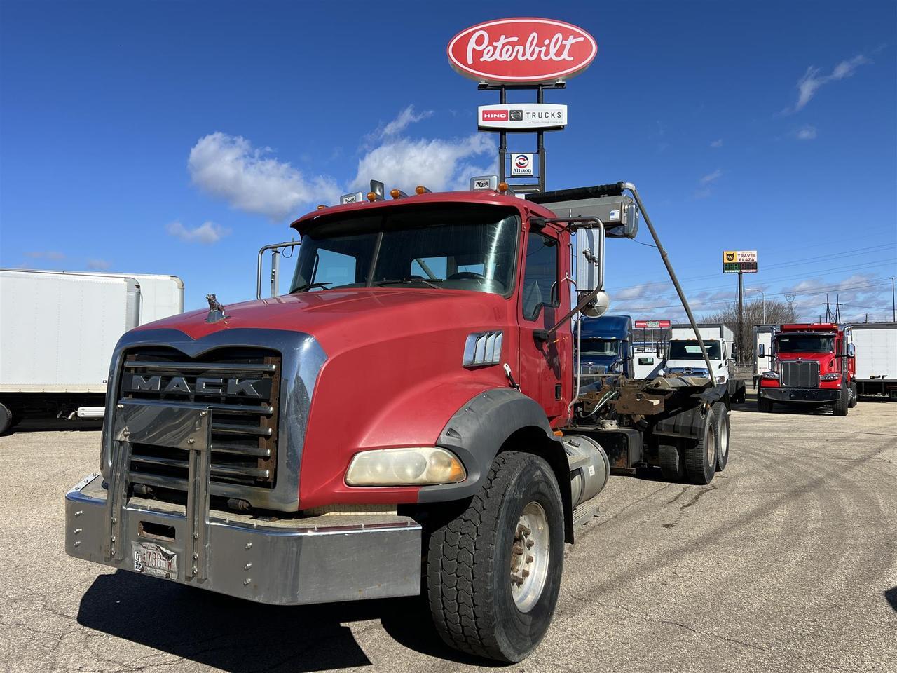 2007 Mack Granite Hook Lift