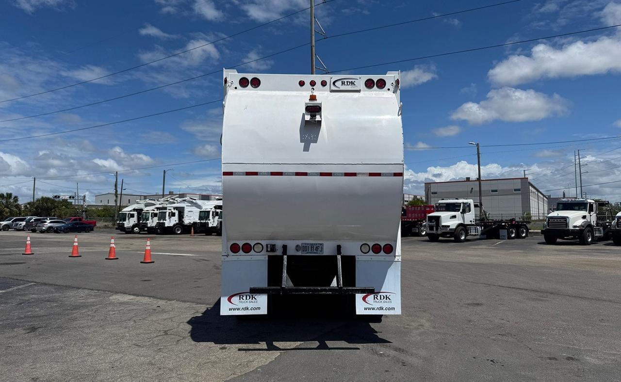 2007 Mack MR688S 40 yd. EZ Pack Front Loader Garbage Truck Tampa FL